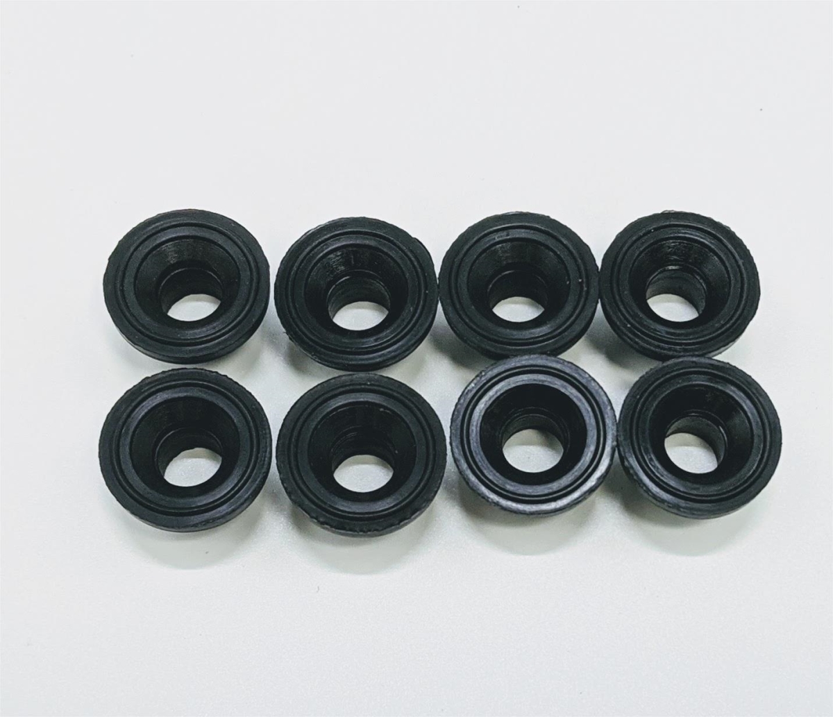 640368 Valve Cover Grommet, Black - Sets of 8