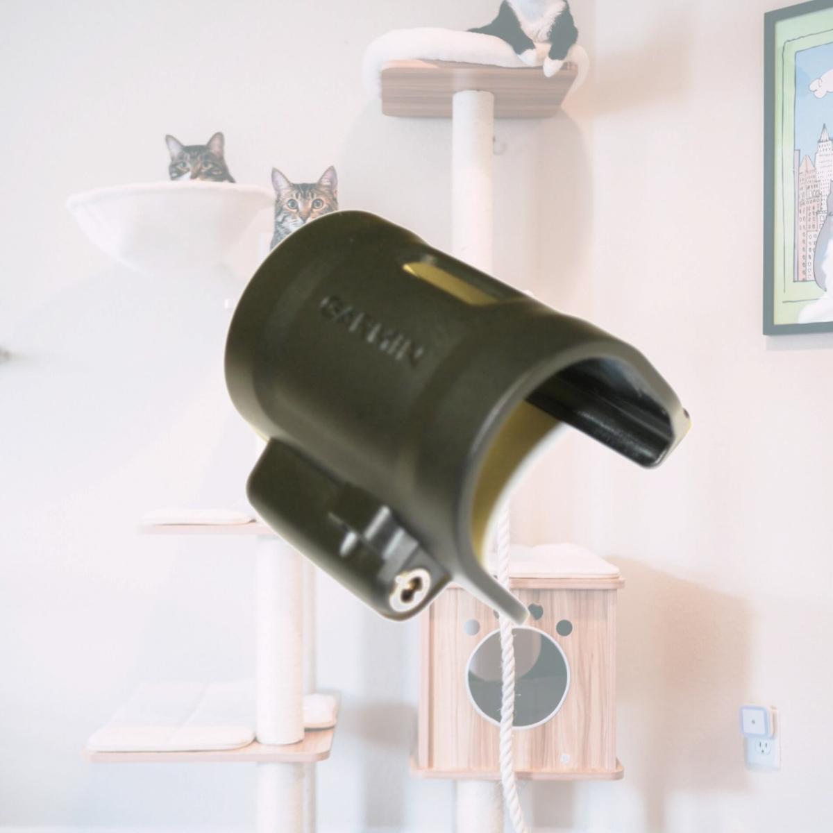 Picture of Garmin DC40Clip Charging Clip for DC-40