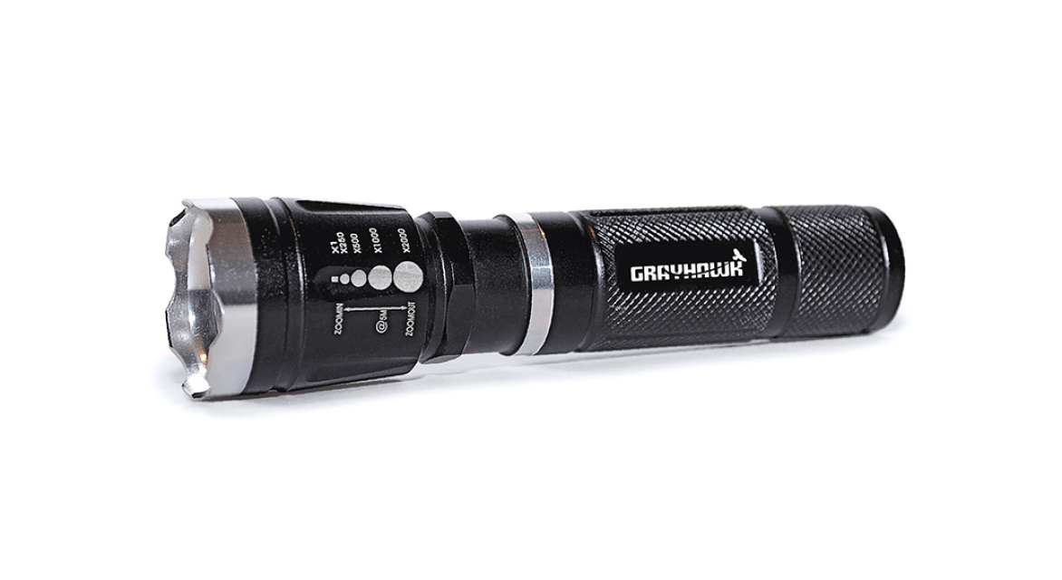 HSZOOMTR Silver Tip Flashlight