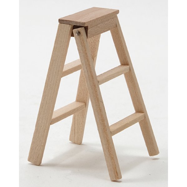 CLA08669 2 in. Step Ladder for Dollhouse Miniature