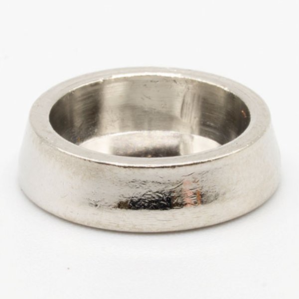 IM65757 Silver Dog Dish for Dollhouse Miniature