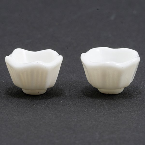 IM65694 Small White Bowls for Dollhouse Miniature - 2 Piece