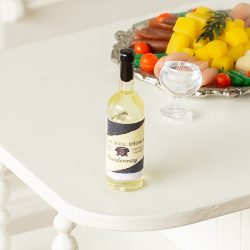 HR53936 Laurel Ridge Chardonnay for Dollhouse Miniature