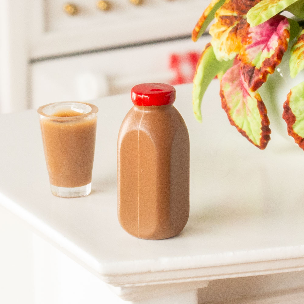 HR54124 1 qt. Chocolate Milk for Dollhouse Miniature