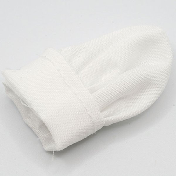 IM65161 White Chef Hat for Dollhouse Miniature