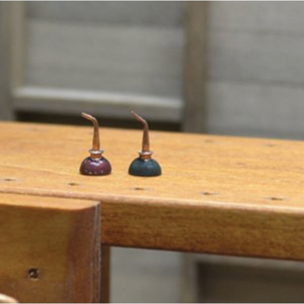 STT802 Oil Can for Dollhouse Miniature