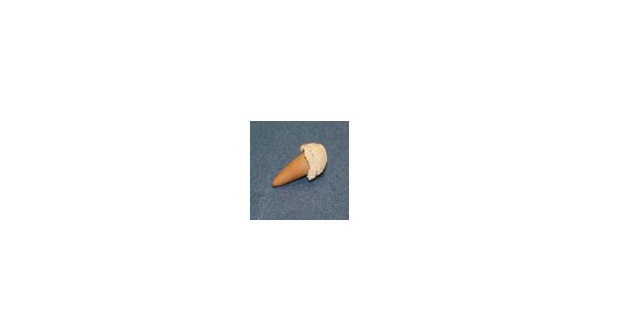 RND150 Ice Cream Cone for Dollhouse Miniature - Vanilla