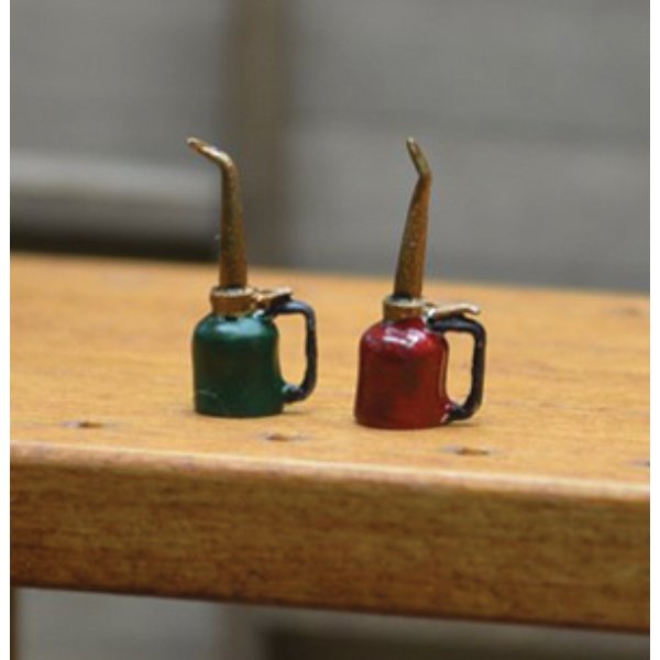 STT803 Pump Oil Can for Dollhouse Miniature