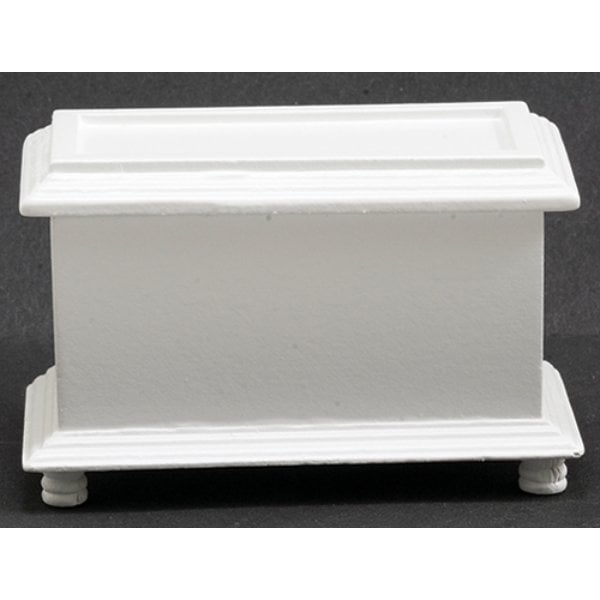 CLA12032 Blanket Chest for Dollhouse Miniature - White