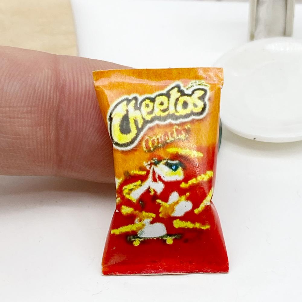 HR54100 Lays Cheetos Crunchy for Dollhouse Miniature