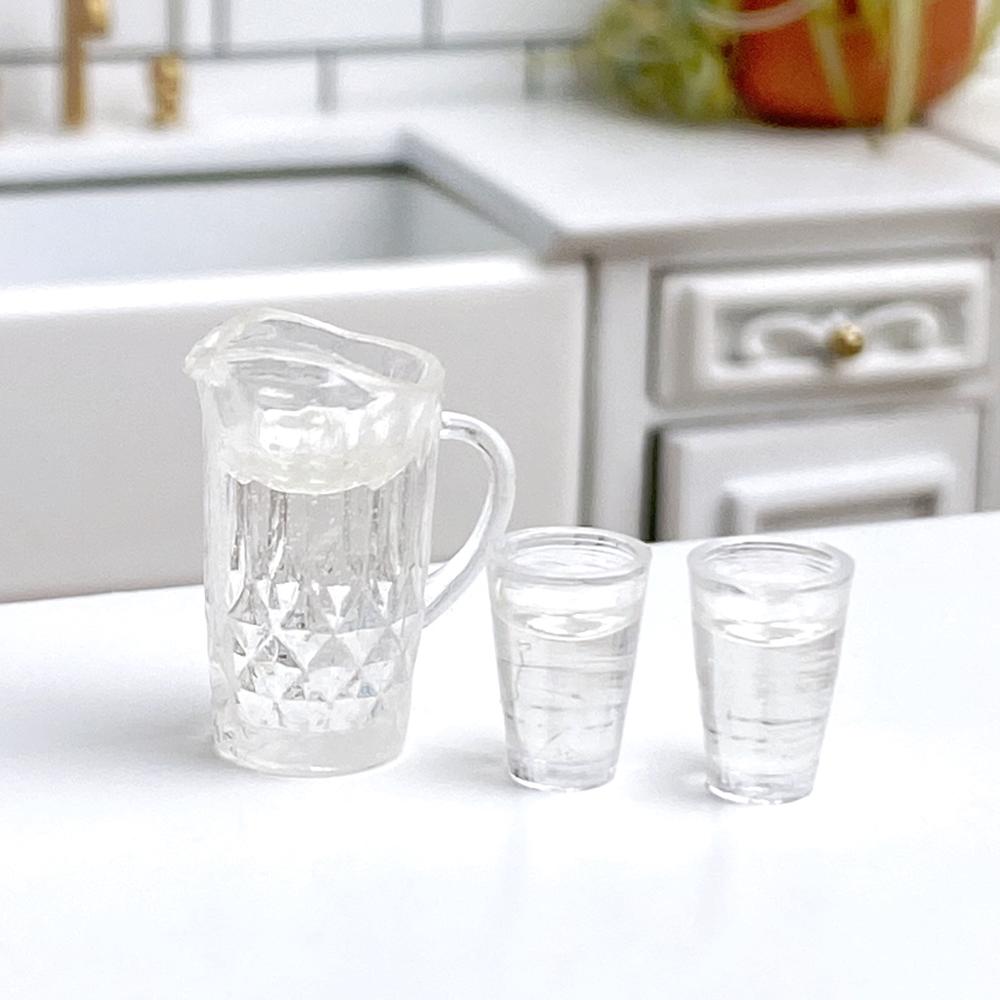 HR53919 Water Pitcher with 2 Glasses for Dollhouse Miniature