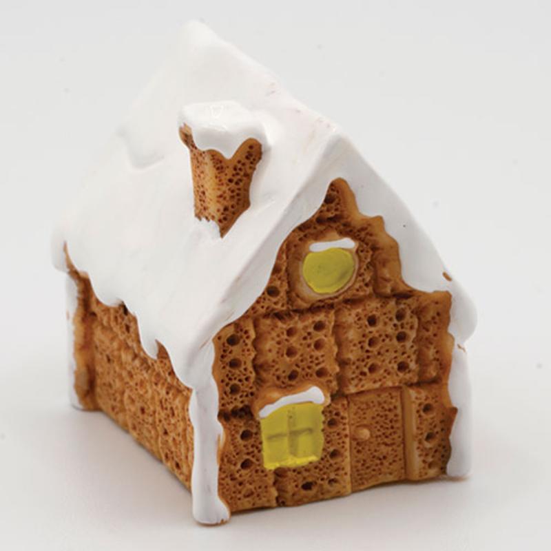 ART327 Gingerbread House for Dollhouse Miniature