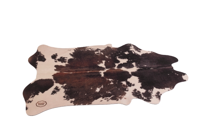 6 x 5.25 ft. Vegan Cow Drum Rug, Clara Black & White