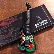 GL-023 George Lynch Skull & Snakes Mini Guitar Replica