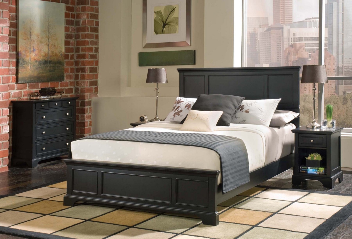 Picture of Homestyles 5531-5016 Ashford Queen Size Bed with Two Nightstands & Chest&#44; Black