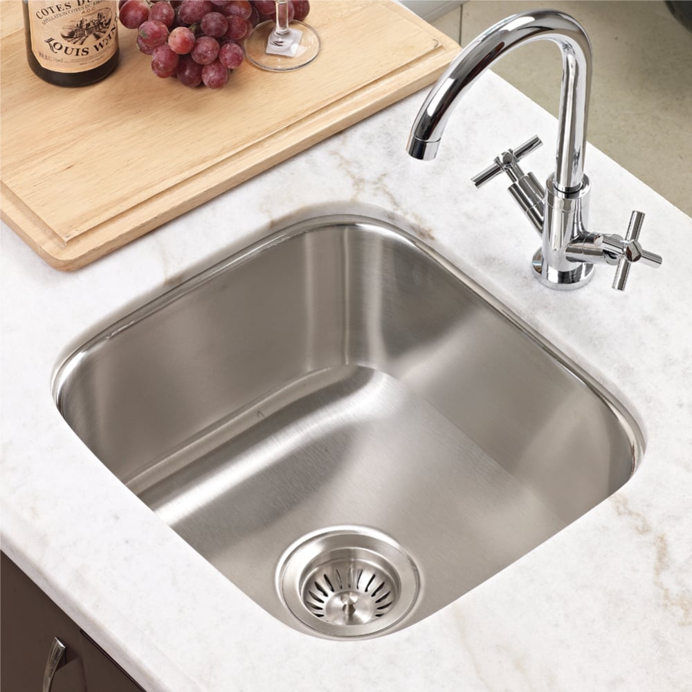 Picture of Houzer MS-1708-C 17 in. Club Series Undermount Bar & Prep Sink with Basket Strainer & Bottom Grid, Stainless Steel