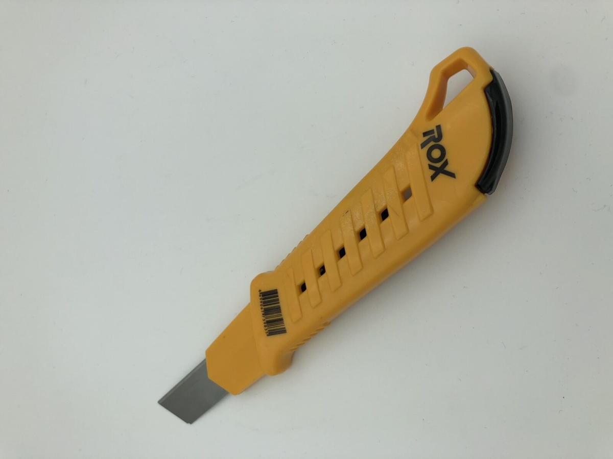 6-0.5 in. Plastic Snap Off Cutter Retractable Utility Knife for Office, Home & Craftsmen - Pack of 6