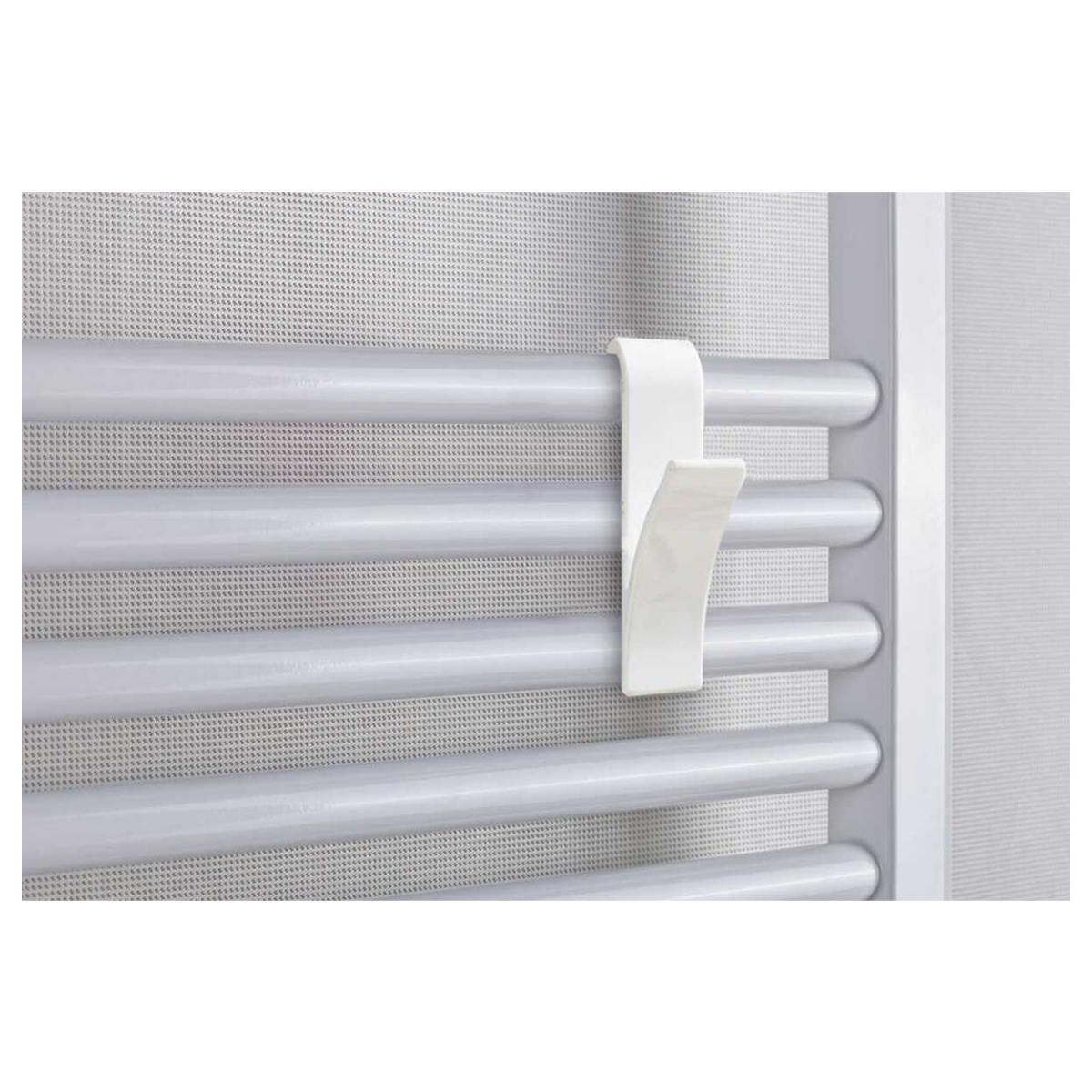 Picture of Akita Line HomeMarket ANS-B22-HOOKTOWEL-4PC-WH P. Nova White Over the Door Portable Towel Hook for Hanging Clothes&#44; Hats&#44; Towel (4 Pieces)