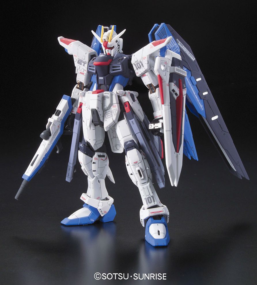 Picture of Bandai BAN171625 Freedom Gundam 0.0069 RG Model Kit