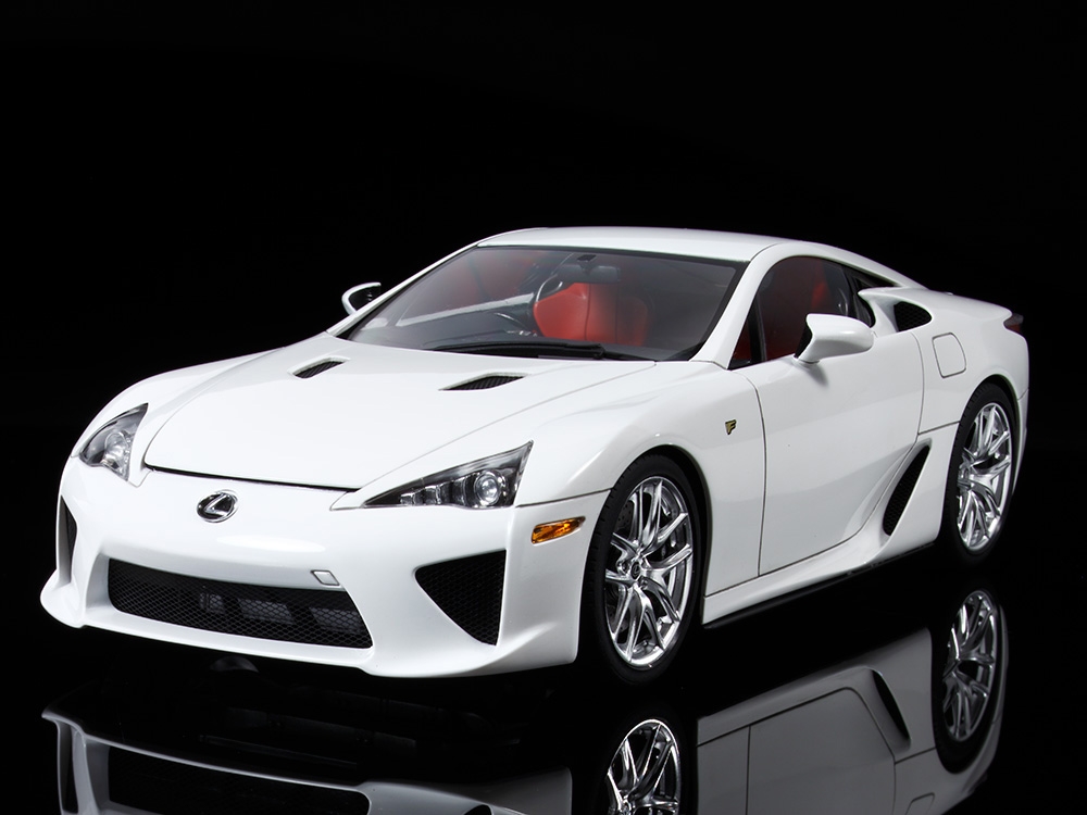 TAM24319 0.041 Lexus LFA Scale Kit