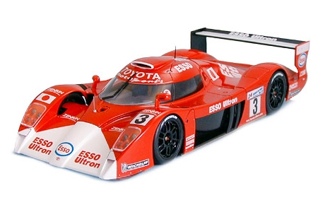 TAM24222 0.04 Toyota GT-One TS020 Model Kit