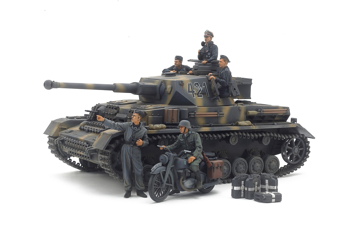 TAM25209 Easter Front Early Motorcycle Set for German Panzer IV Ausf.G
