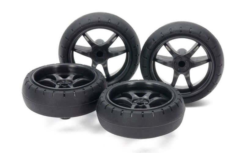 TAM15546 Large Diameter Low Friction Arched Tires - 31 mm & Carbon