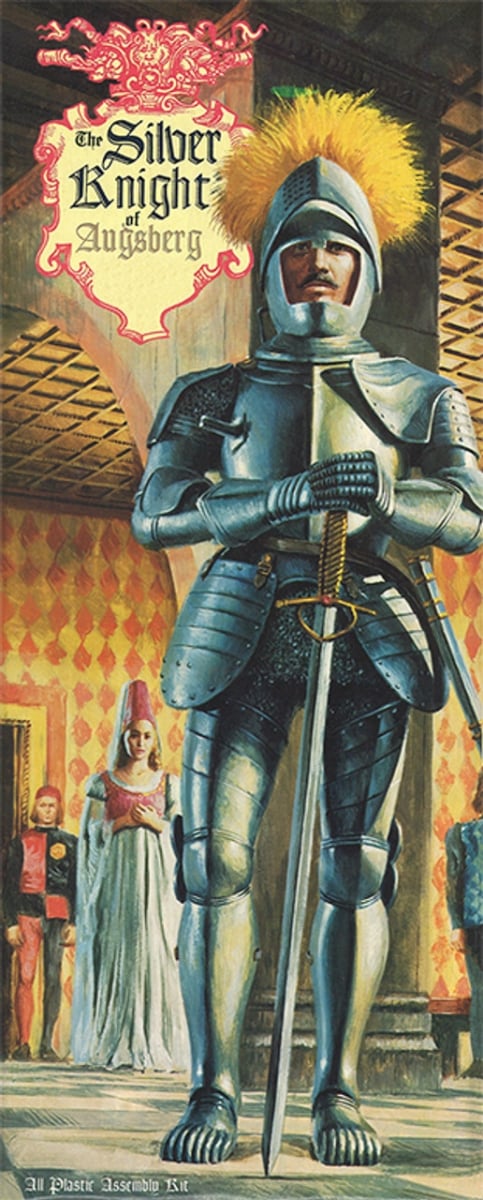 AANA471 1-8 Scale Silver Knight Model Action Figure