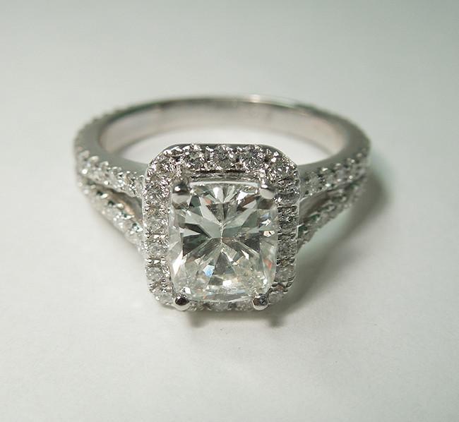 Picture of Harry Chad Enterprises 2505 2.75 CT White Gold Double Row Cushion Diamond Royal Engagement Fancy Ring