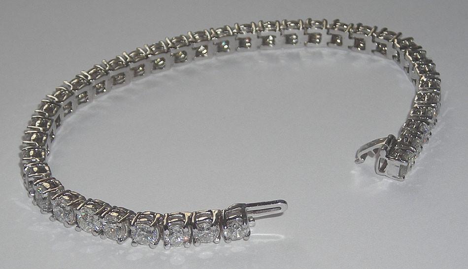 Picture of Harry Chad Enterprises 2104 14 CT Diamond Tennis Bracelet Vs Jewelry White Gold Bracelet