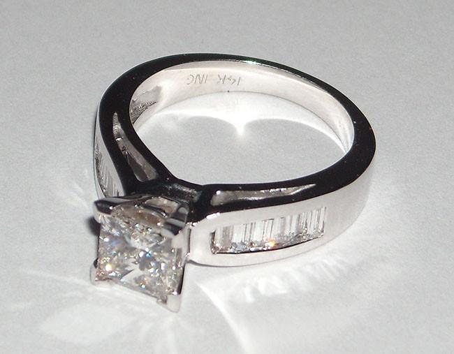 Picture of Harry Chad Enterprises 14151 2.35 CT Princess Diamonds Engagement Ring - White Gold