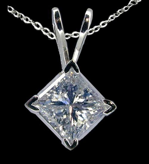3.01 Carat Big Diamond Pendant Locket 