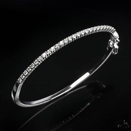 Picture of Harry Chad Enterprises 40722 F VS2 Round Prong Set Diamond Bangle Bracelet