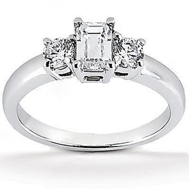 50684 1.41 CT Diamond Three Stone Emerald Cut Ring, Gold - Size 6.5