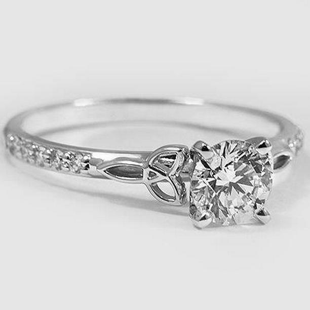 58996 Round Cut 1.60 CT Diamonds Anniversary Ring, 14K White Gold - Size 6.5
