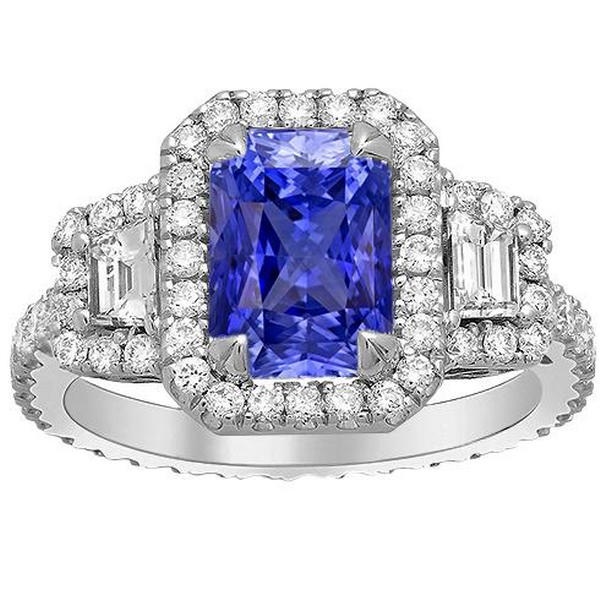 4.50 CT Trapezoid & Round Diamond Gold Ceylon Sapphire Halo Ring, Size 6.5