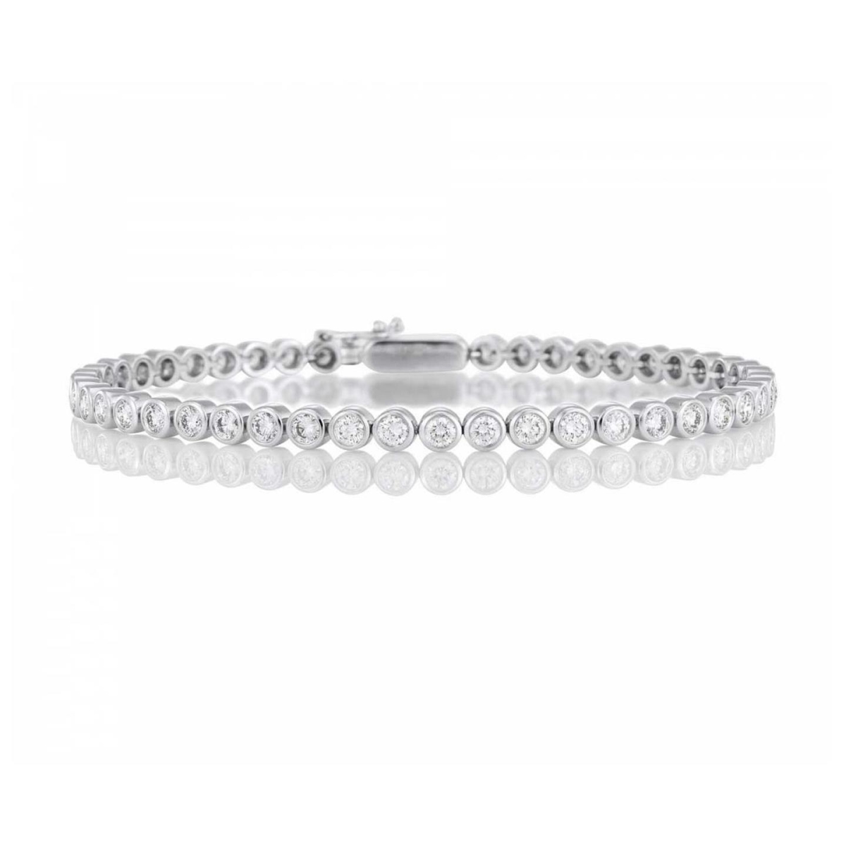 56944 Sparkling Bezel Set Round Cut 4.50 CT Diamonds Bracelet, 14K White Gold