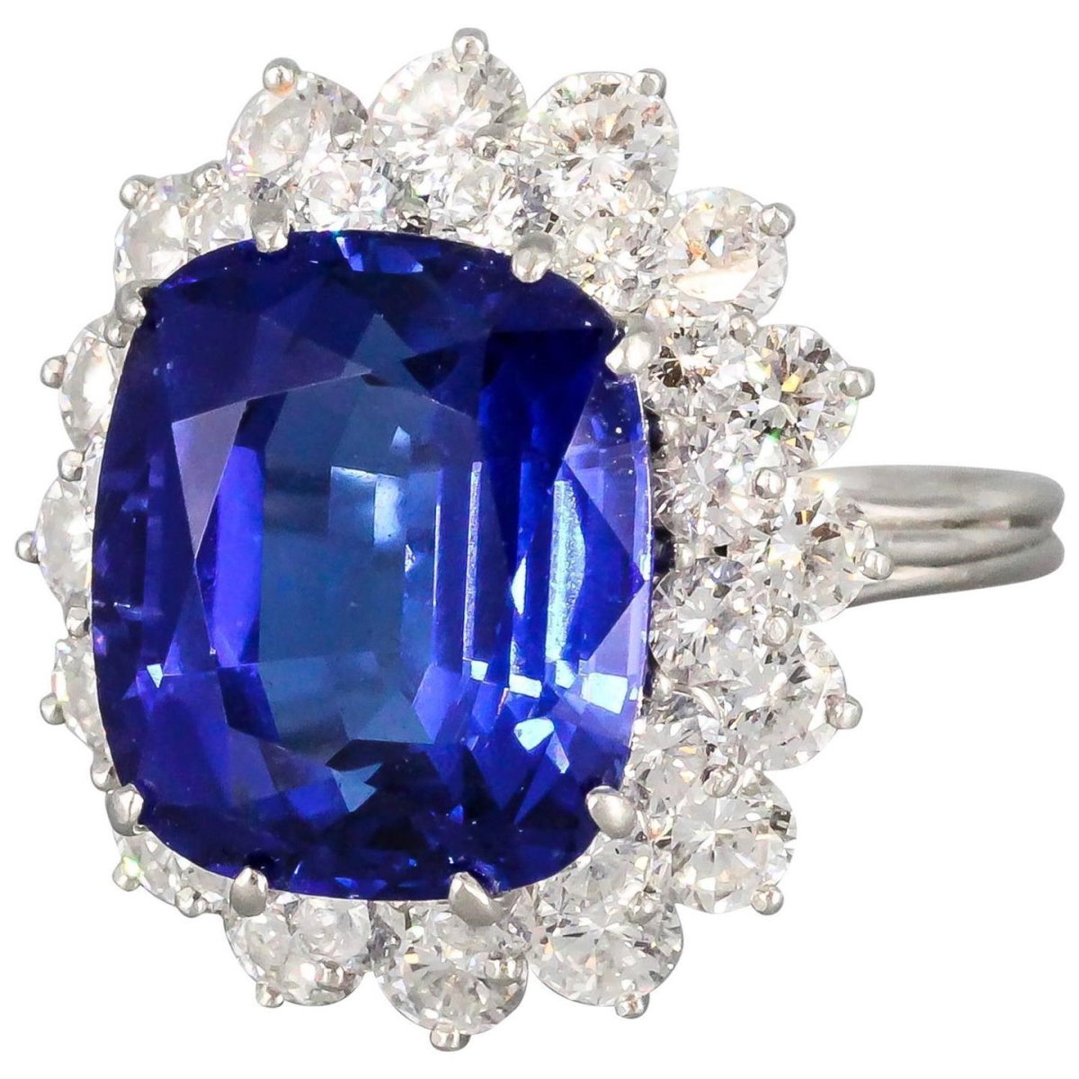 61790 3.50 CT Cushion Tanzanite & Diamond Ring, 14K White Gold - Size 6.5