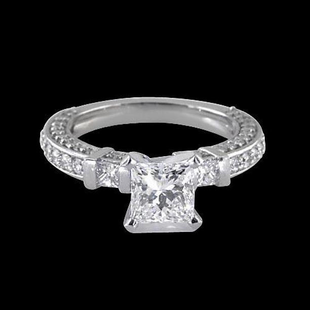 63955 1.50 CT Princess Diamond Three Stone Ring, Gold - Size 6.5