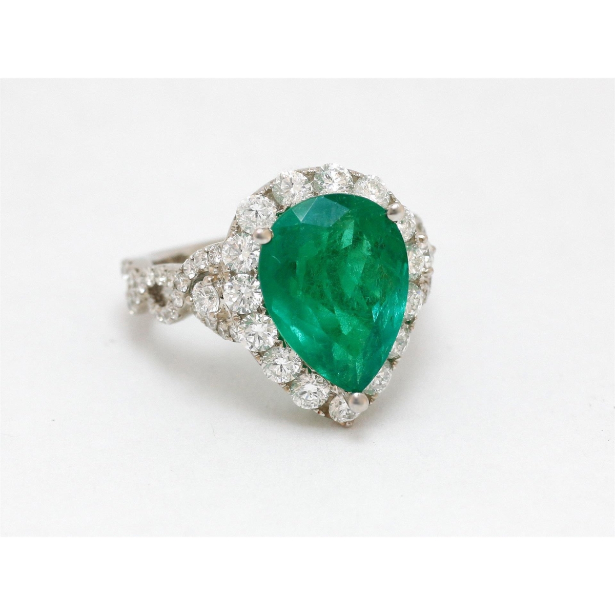 9 CT Pear Cut Emerald Diamond Engagement Ring, 14K White Gold - Size 6.5