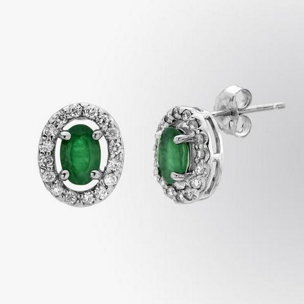 Picture of Harry Chad Enterprises 42457 4.36 CT Green Emerald with Halo Diamond Stud Earrings