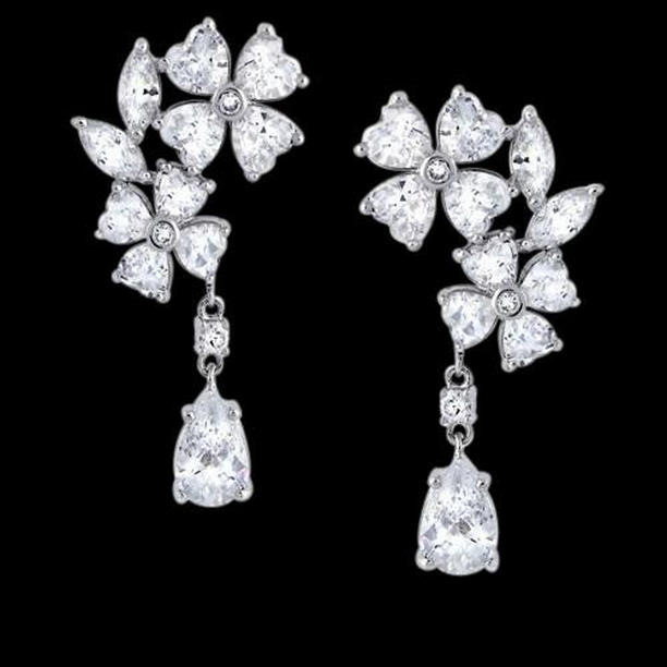 Heart Marquise & Pear Diamonds 2.5 CT Chandelier Diamond Earring