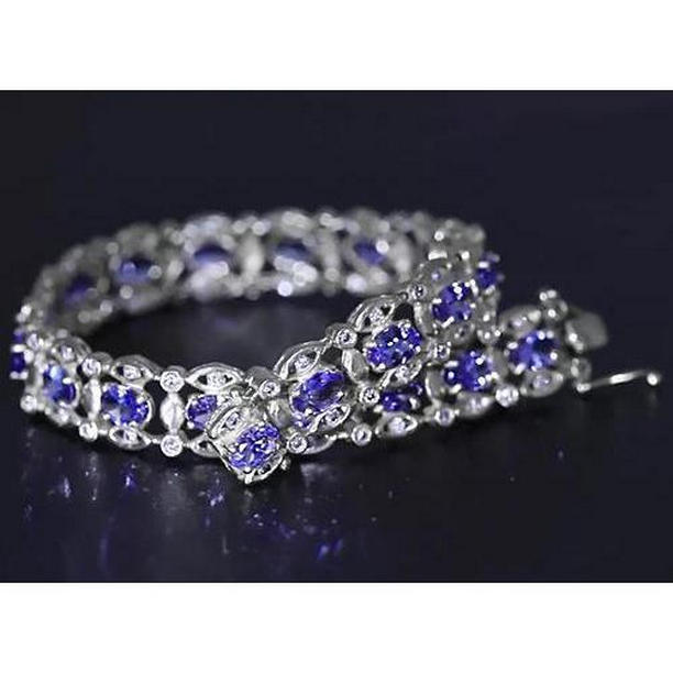 Picture of Harry Chad Enterprises 57161 15 CT White Gold Womens Ceylon Blue Diamond Bracelet