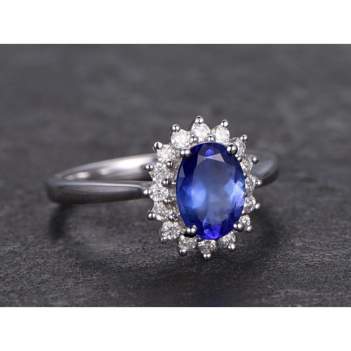 White Gold 4.5 CT Gemstone Tanzanite Ring with Diamond, Size 6.5