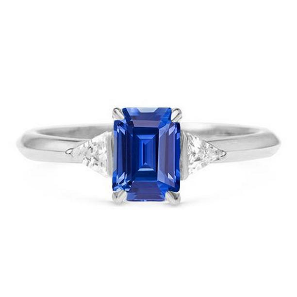 68070 2.50 CT Trillion Diamond Three Stone Emerald Ceylon Sapphire Ring, Size 6.5