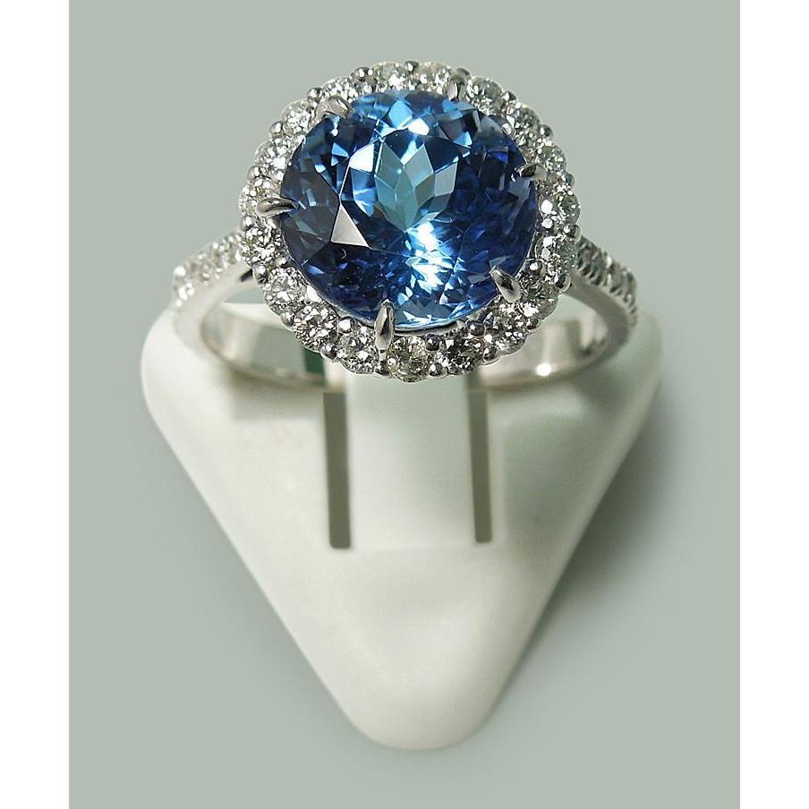 3624 6 CT Round Tanzanite & Diamonds Solitaire Ring with Accents, 14K White Gold - Size 6.5