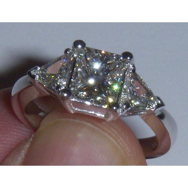Picture of Harry Chad Enterprises 1220 2.75 CT 3 Stone Princess & Trilliant Cut Diamond Engagement Ring&#44; Size 6.5