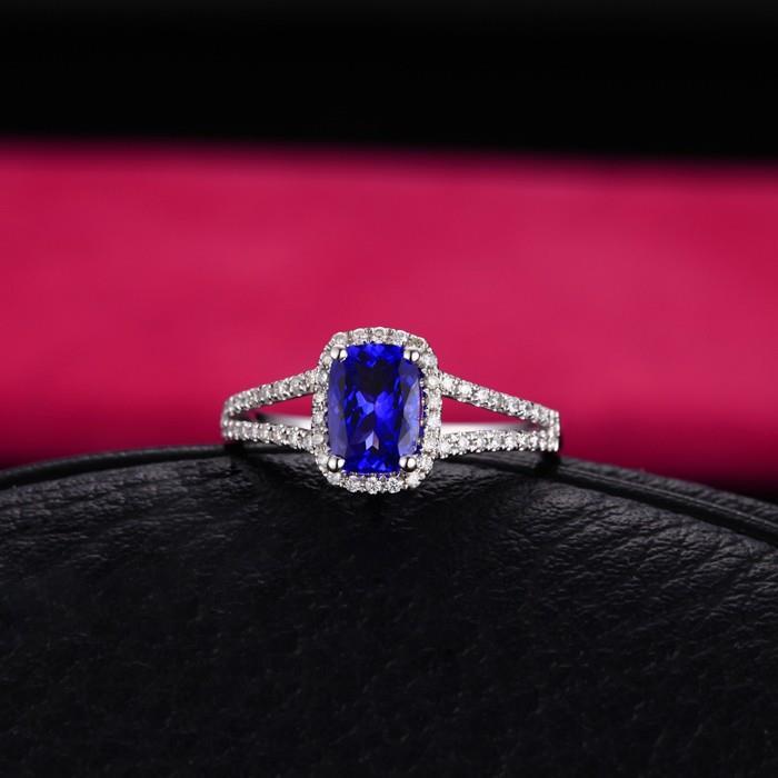 56361 3.12 CT Cushion Shaped Cut Ceylon Sapphire Round Diamond Wedding Ring, Size 6.5