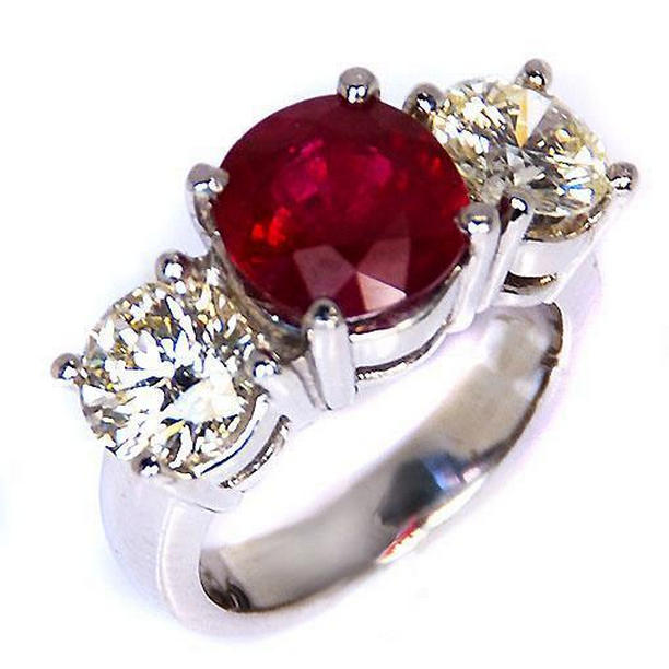 61305 4 CT Ruby & Round Diamond 3 Stone White Gold Lady Ring, Size 6.5