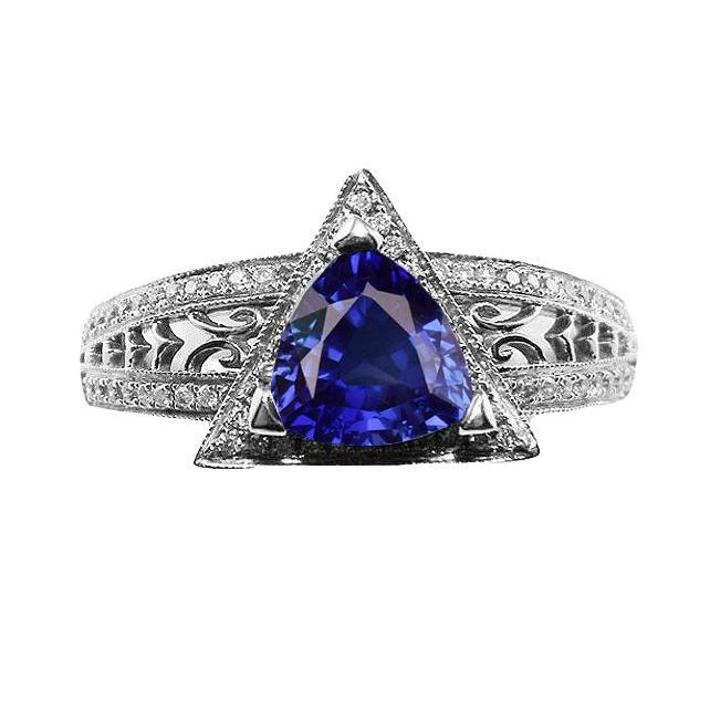 68582 1.50 CT Trillion Antique Style Ceylon Sapphire Gemstone Ring, Gold - Size 6.5